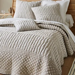 Becquet Boutis bicolore piquage fantaisie< Plaid|Plaid
