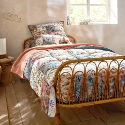 Becquet Boutis patchwork à motifs fleuris - CRÉATION< Boutis, Jeté De Lit, Couvre Lit