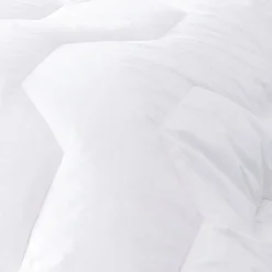 Becquet Couette Hollofil Allerban HYGIÈNE GARANTIE - Dodo - 4 saisons< Les Matières|Couette, Édredon, Plumon