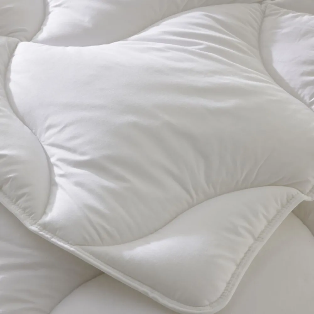 Becquet Couette Quallofil Allerban HYGIÈNE GARANTIE/GONFLANTE - Tempérée - Chaude - Très Chaude< Couette, Édredon, Plumon|Couette