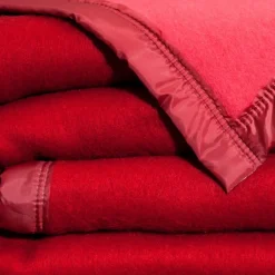 Becquet Couverture COURTELLE solidité - Très chaude< Couverture|Couverture