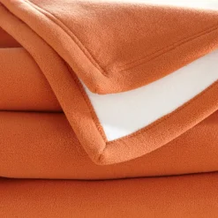 Becquet Couverture POLAIRE BICOLORE microfibre très chaude< Couverture|Couverture