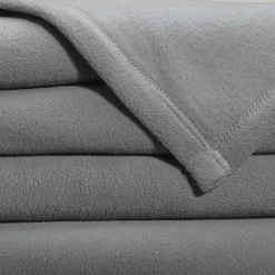 Becquet Couverture POLAIRE UNIE microfibre - tempérée< Couverture|Couverture