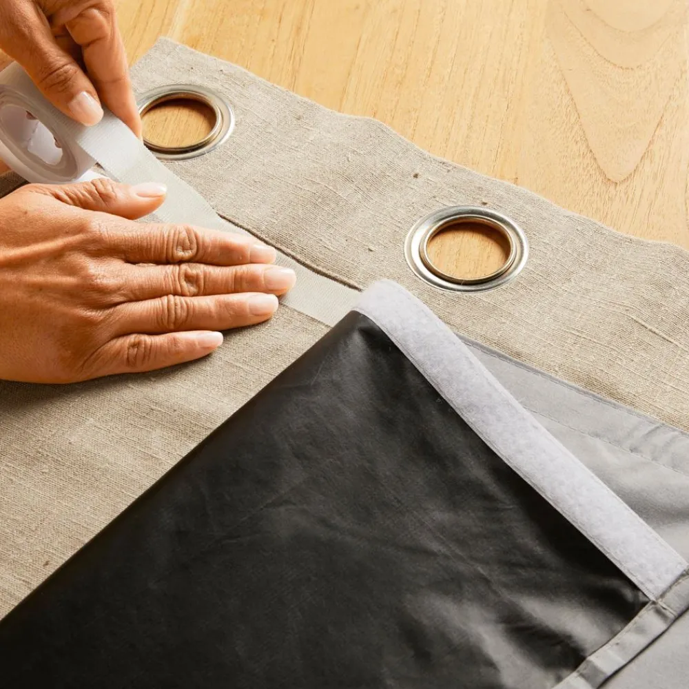 Becquet Doublure occultant lumière pour rideau< Rideau Et Déco Textile|Rideau Occultant Lumière, Rideau Occultant Thermique