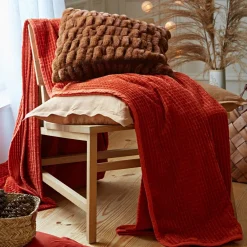 Becquet Housse coussin imitation fourrure à relief< Rideau Et Déco Textile|Coussin, Housse De Coussin