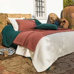 Becquet Jeté de lit + housse d'oreiller unis microfibre< Boutis, Jeté De Lit, Couvre Lit