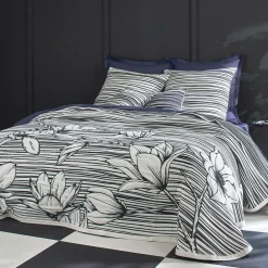 Becquet Jeté jacquard grandes fleurs< Les Matières|Boutis, Jeté De Lit, Couvre Lit