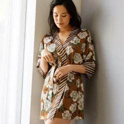 Becquet Kimono femme satin motif fleurs japonaises<Femme Pyjama Femme|Peignoir D’Intérieur, Veste D’Intérieur