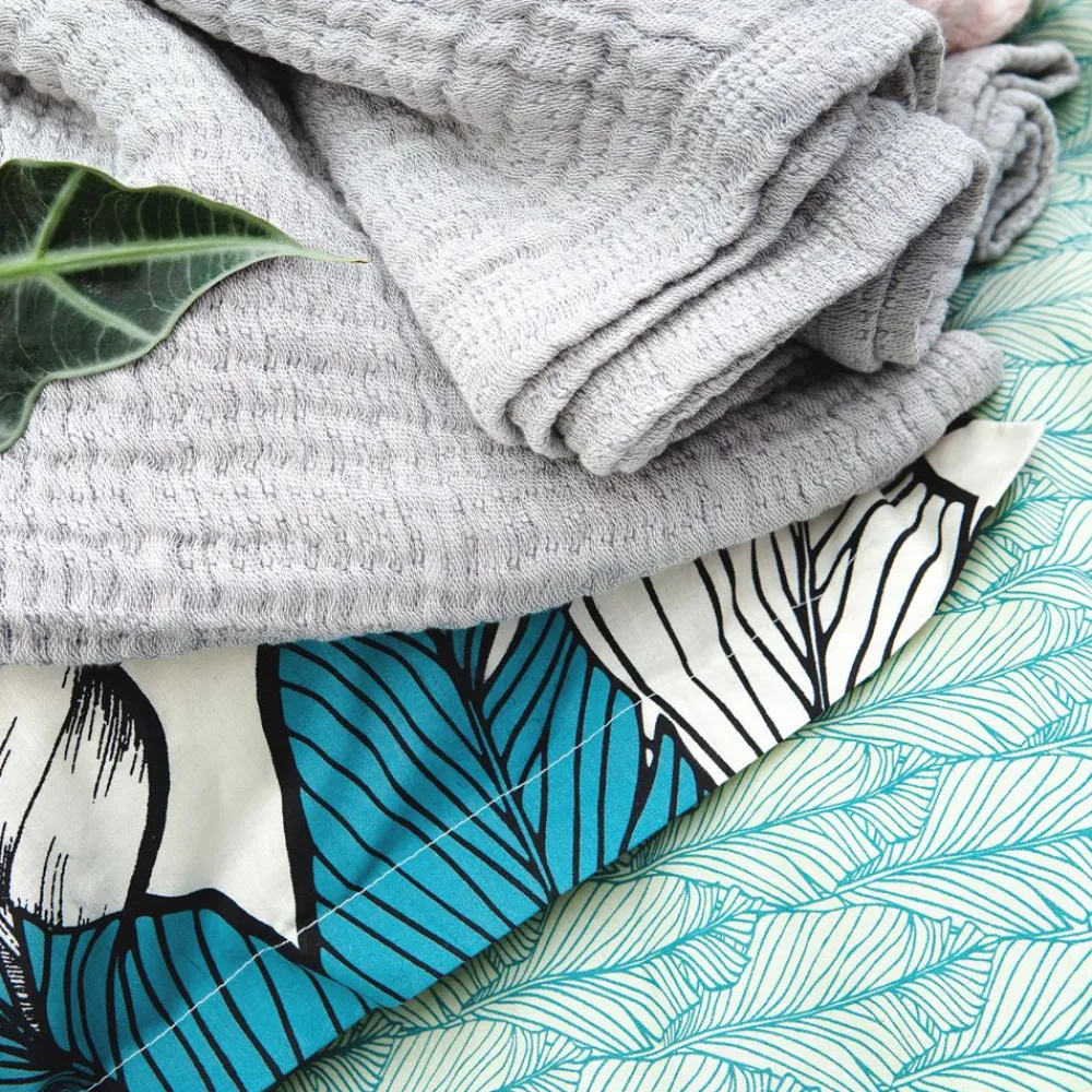 Becquet Linge de lit feuillage stylisé - CRÉATION< Les Matières