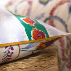 Becquet Linge de lit fleurs perses - CRÉATION< Housse De Couette|Linge De Lit Fantaisie, Linge De Lit Brodé