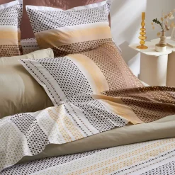 Becquet Linge de lit motif bandes géométriques< Housse De Couette|Linge De Lit Fantaisie, Linge De Lit Brodé