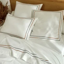 Becquet Linge de lit percale broderie bicolore - CRÉATION< Housse De Couette|Linge De Lit Fantaisie, Linge De Lit Brodé