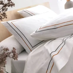Becquet Linge de lit percale broderie bicolore - CRÉATION< Housse De Couette|Linge De Lit Fantaisie, Linge De Lit Brodé