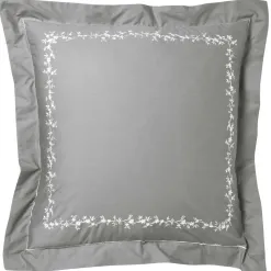 Becquet Linge de lit percale fleurs brodées et torsades - CRÉATION< Les Matières|Housse De Couette