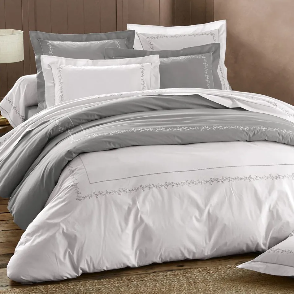 Becquet Linge de lit percale fleurs brodées et torsades - CRÉATION< Housse De Couette