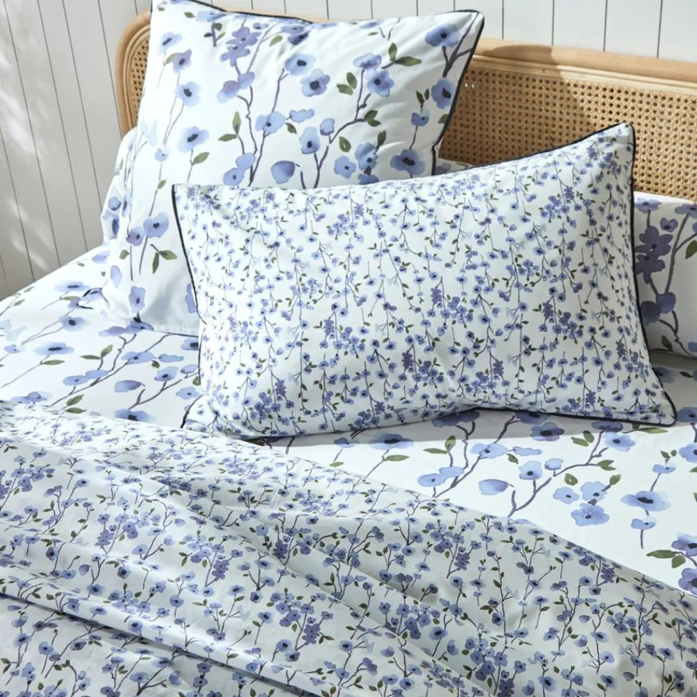Becquet Linge de lit percale imprimé fleurs bleues - CRÉATION< Linge De Lit Fantaisie, Linge De Lit Brodé|Linge De Lit Fantaisie