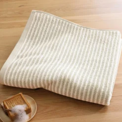 Becquet Linge de toilette à rayures - 450 g/m²< Serviette De Bain Fantaisie