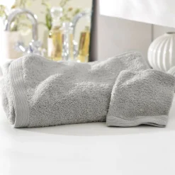 Becquet Linge de toilette coton modal personnalisable - 550 g/m²< Serviette De Bain Personnalisée, Peignoir Personnalisé|Serviette De Bain Unie