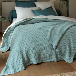 Becquet Plaid et jeté effet gaufré< Plaid|Plaid