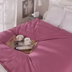 Becquet Plumon duvet et plumettes d'oie et de canard - tempéré ou chaud< Couette Colorée, Couette Imprimée|Les Matières