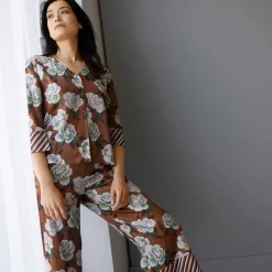 Becquet Pyjama femme satin fleurs japonaises - CRÉATION<Femme Pyjama Femme|Pyjama, Liquette, Nuisette