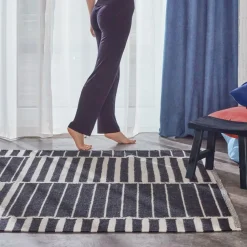 Becquet Tapis rayures noir et blanc< Rideau Et Déco Textile|Tapis